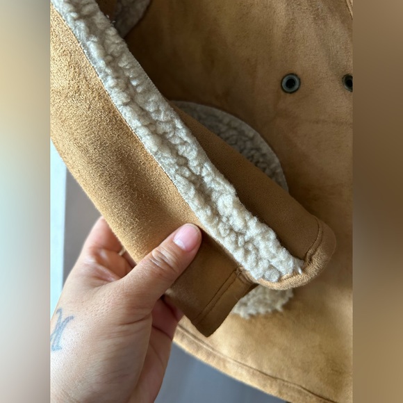 Reversible jacket suede / fleece. Used gently. Size 4-5 years - Picture 3 of 6